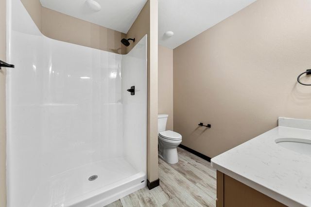 3200 Noble Drive, Mankato, MN 56001