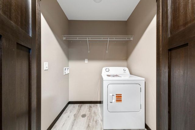 3200 Noble Drive, Mankato, MN 56001