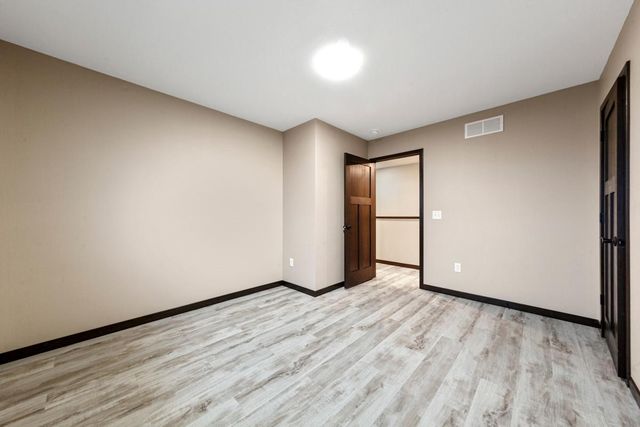 3200 Noble Drive, Mankato, MN 56001