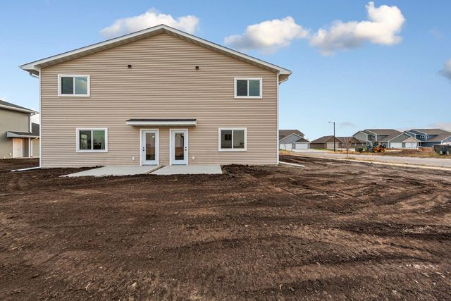 3200 Noble Drive, Mankato, MN 56001