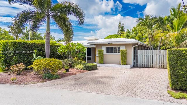 2115 NE 15th Avenue, Wilton Manors, FL 33305