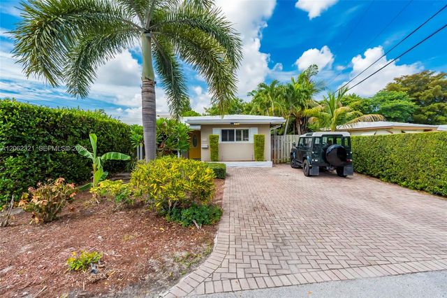 2115 NE 15th Avenue, Wilton Manors, FL 33305