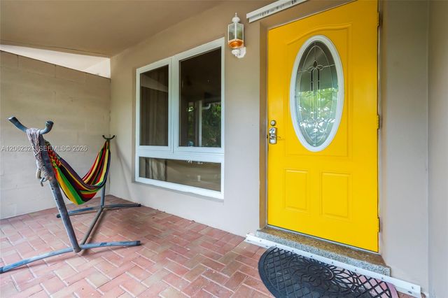 2115 NE 15th Avenue, Wilton Manors, FL 33305