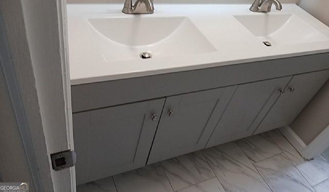 6820 Marlborough Circle S, South Fulton, GA 30349