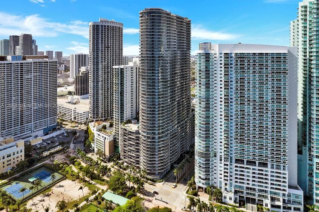 488 NE 18th Street 3105, Miami, FL 33132