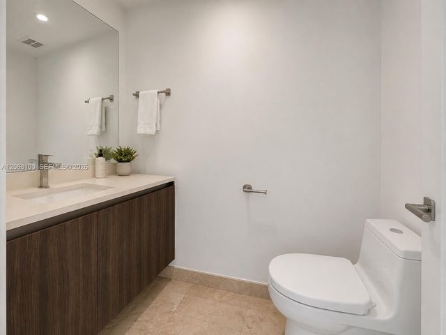 488 NE 18th Street 3105, Miami, FL 33132