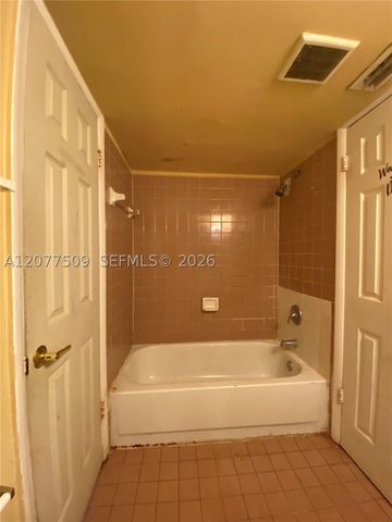 820 N Franklin Ave 820J, Homestead, FL 33034