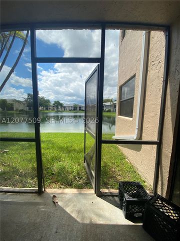 820 N Franklin Ave 820J, Homestead, FL 33034