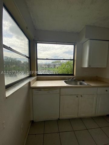 820 N Franklin Ave 820J, Homestead, FL 33034