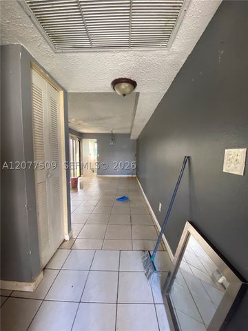 820 N Franklin Ave 820J, Homestead, FL 33034