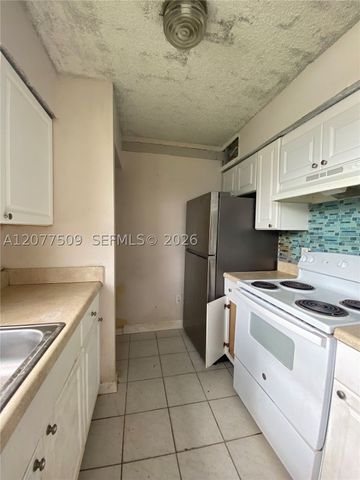 820 N Franklin Ave 820J, Homestead, FL 33034