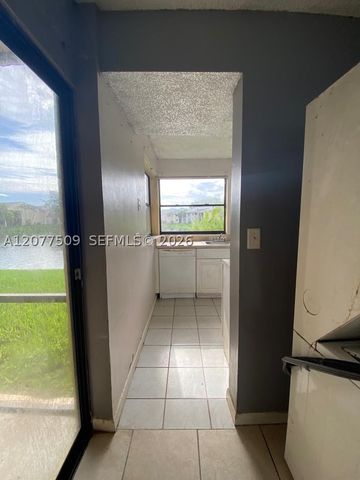 820 N Franklin Ave 820J, Homestead, FL 33034