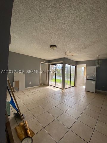 820 N Franklin Ave 820J, Homestead, FL 33034