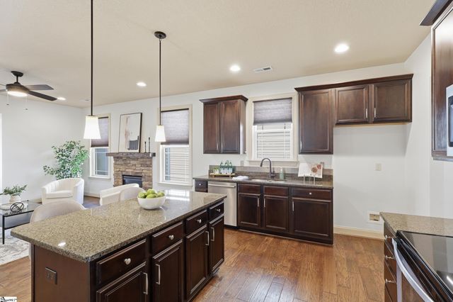 4 Litten Way, Greenville, SC 29615