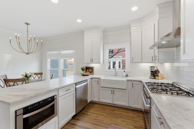 408 Chelsey Cv, Franklin, TN 37064