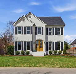408 Chelsey Cv, Franklin, TN 37064