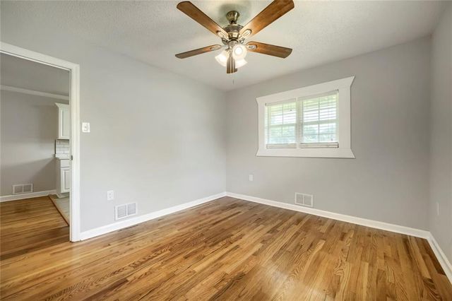 1 North Avenue, Hampton, GA 30228