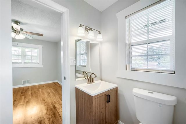 1 North Avenue, Hampton, GA 30228