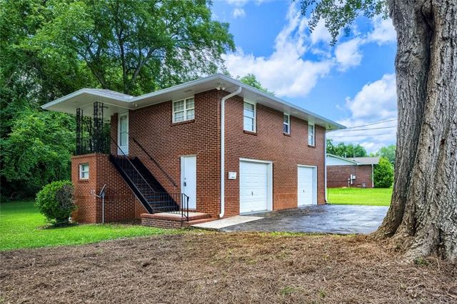 1 North Avenue, Hampton, GA 30228
