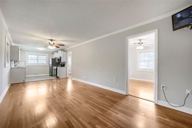 1 North Avenue, Hampton, GA 30228