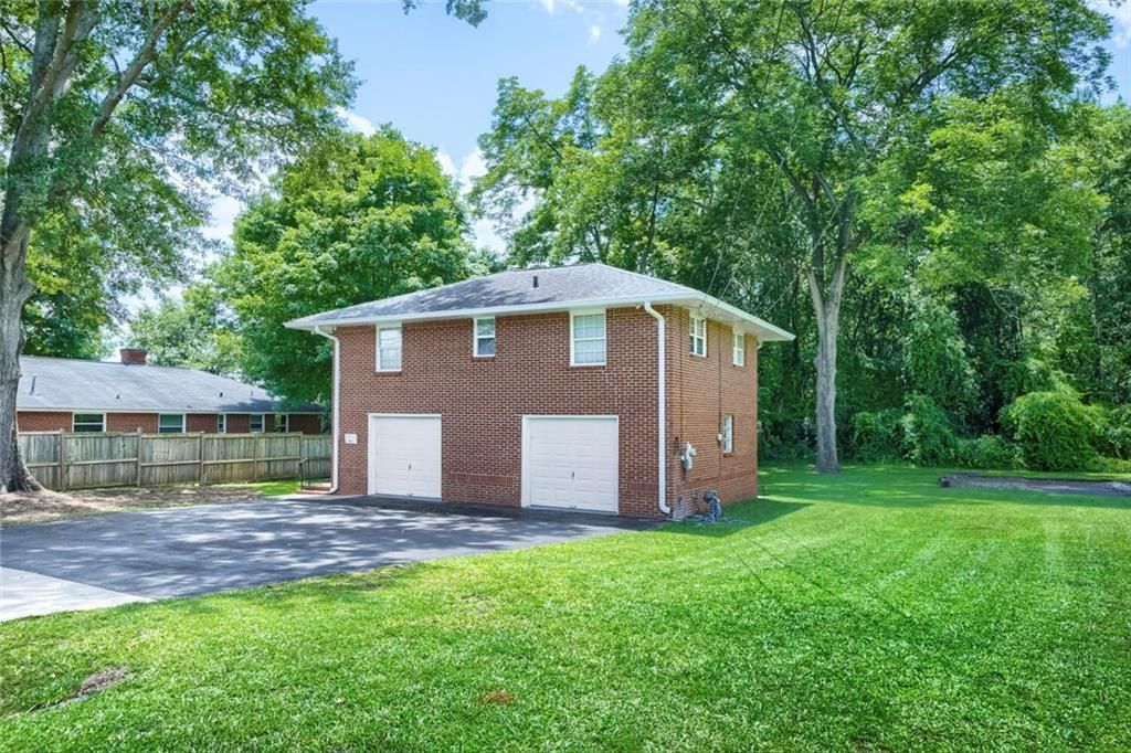 1 North Avenue, Hampton, GA 30228