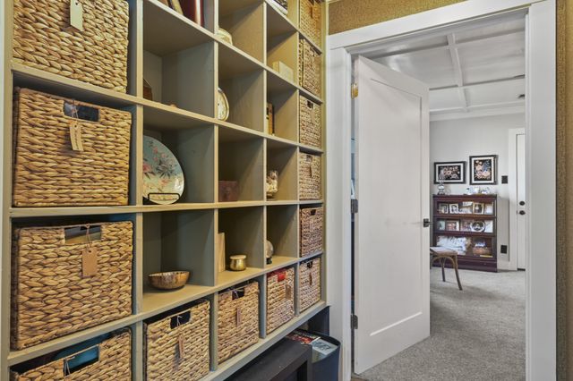 209 Pin Oak Drive, Pottsboro, TX 75076