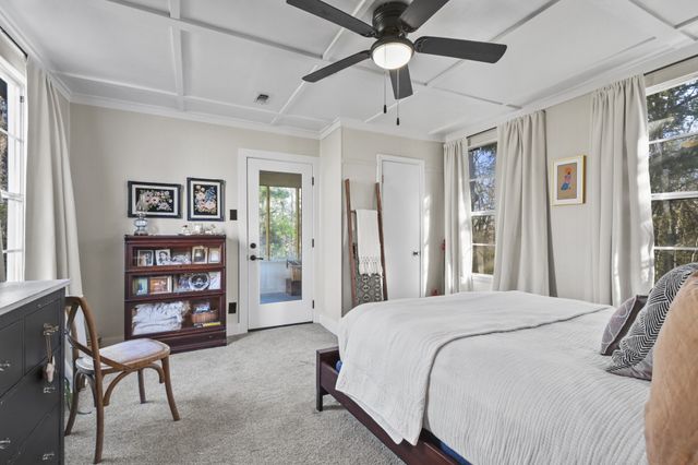 209 Pin Oak Drive, Pottsboro, TX 75076