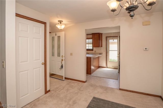 1836 Beechwood Avenue NE, North Canton, OH 44720