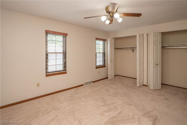 1836 Beechwood Avenue NE, North Canton, OH 44720