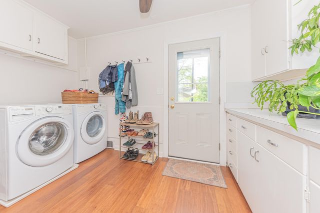 1807 Hiawatha Place, Ann Arbor, MI 48105