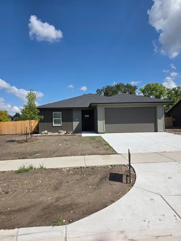 1108 SE 8th, Newton, KS 67114