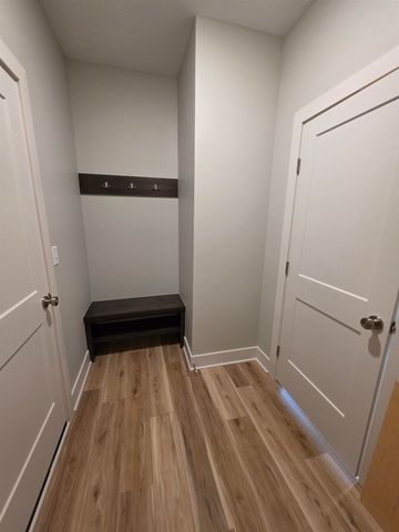 1108 SE 8th, Newton, KS 67114