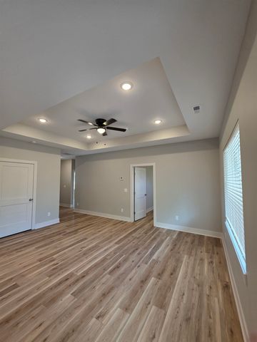 1108 SE 8th, Newton, KS 67114