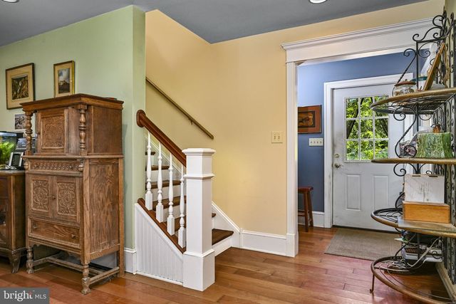 1272 HOLLOW RD, Chester Springs, PA 19425