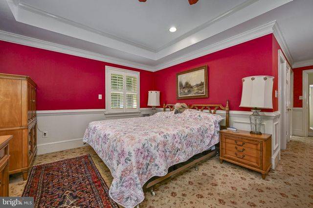1272 HOLLOW RD, Chester Springs, PA 19425