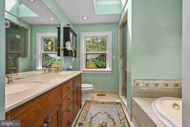 1272 HOLLOW RD, Chester Springs, PA 19425
