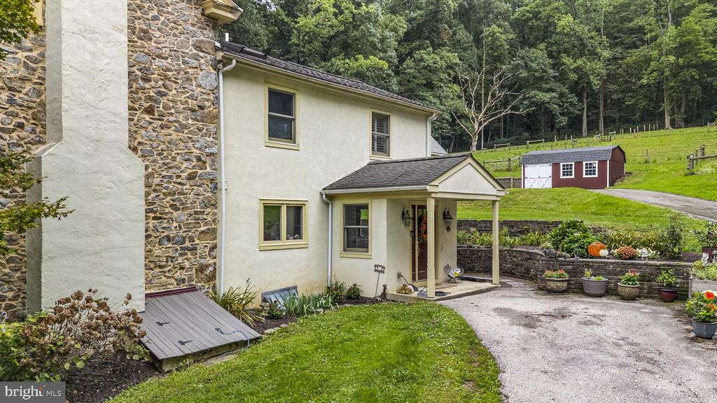 1272 HOLLOW RD, CHESTER SPRINGS, PA 19425 — photo 5