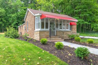 660 Lake Street, Saugatuck, MI 49453