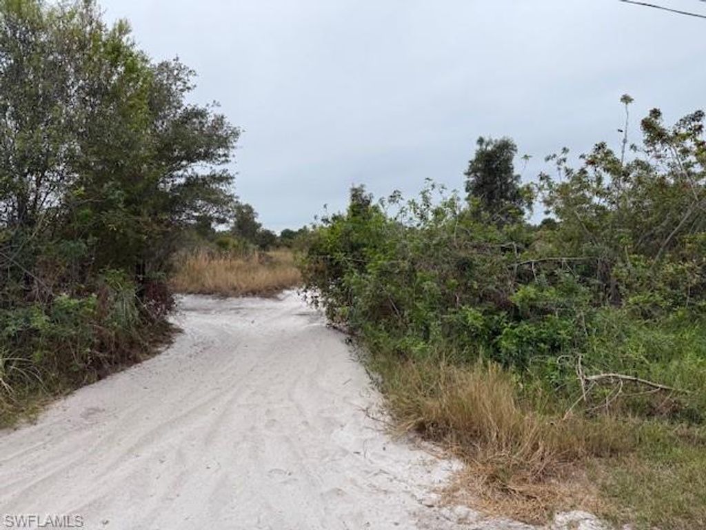 64th AVE NE, NAPLES, FL 34120 — photo 3