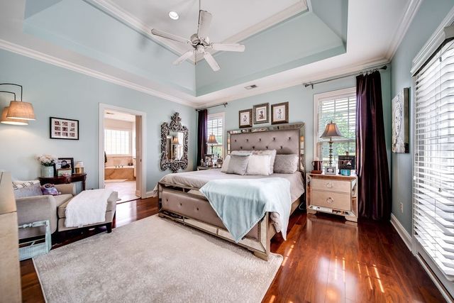 1111 Isaac Franklin Dr, Gallatin, TN 37066