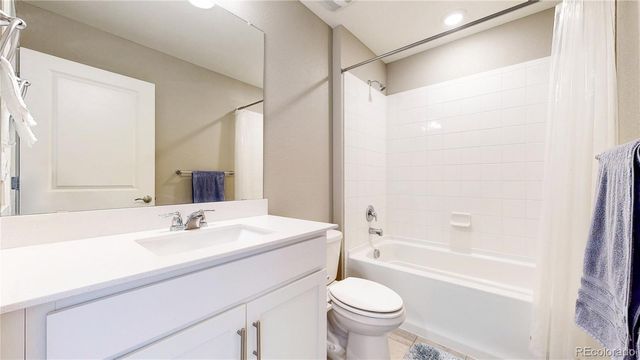 1562 Sun River Road, Berthoud, CO 80513