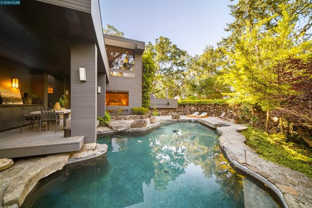 841 Kirkcrest Rd, Alamo, CA 94507