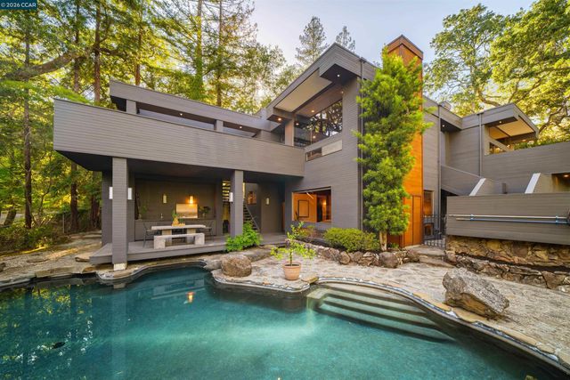 841 Kirkcrest Rd, Alamo, CA 94507