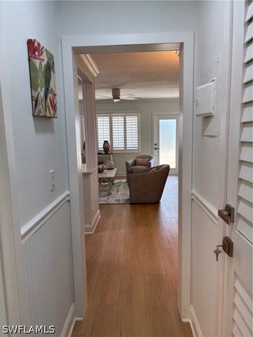 473 12th AVE S B12, Naples, FL 34102