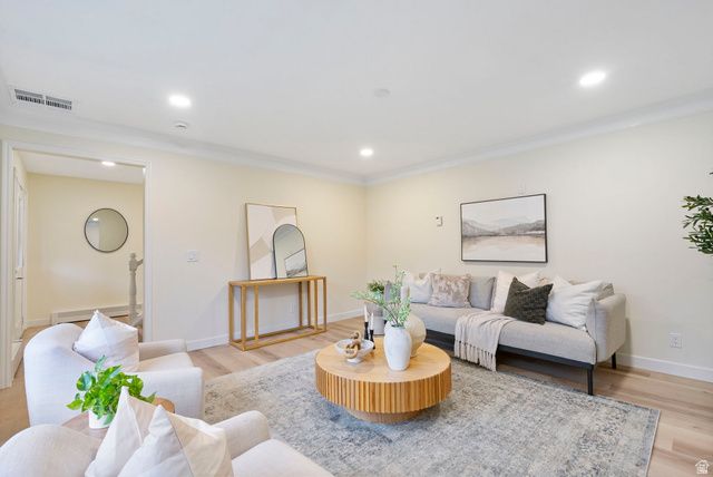 1549 N 400 W, Centerville, UT 84014