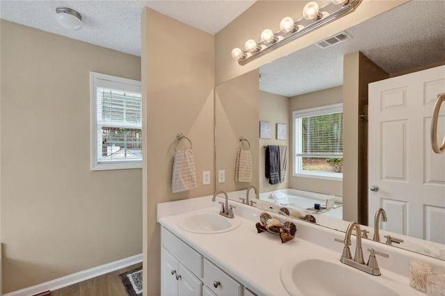 397 E Sycamore Drive, Winder, GA 30680