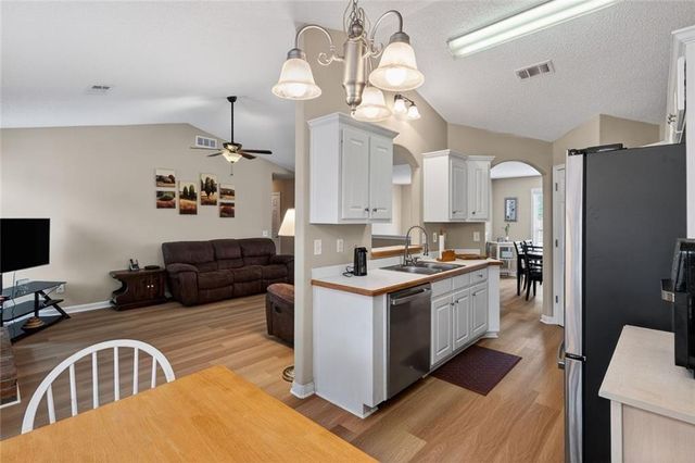 397 E Sycamore Drive, Winder, GA 30680