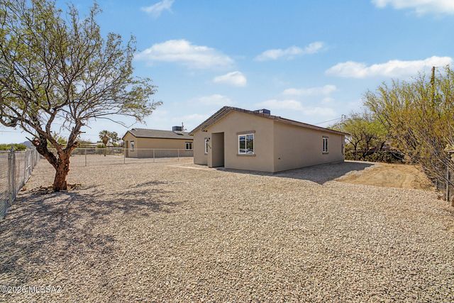 9219 W Floyd Street, Tucson, AZ 85735