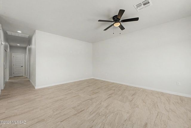 9219 W Floyd Street, Tucson, AZ 85735