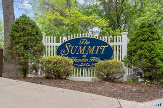25 Hamden Hills Drive 52, Hamden, CT 06518